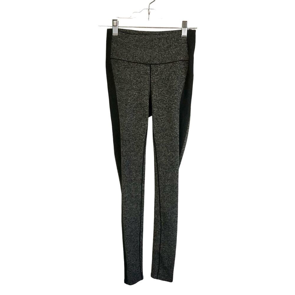 New Balance Women's Size Small Gray & Black Leggings High Rise Athleisure
